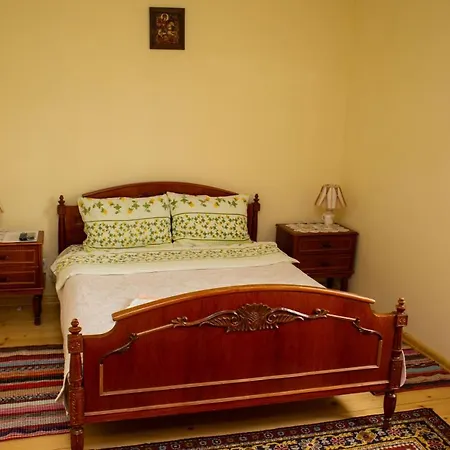 Country house Skolivska Skelya