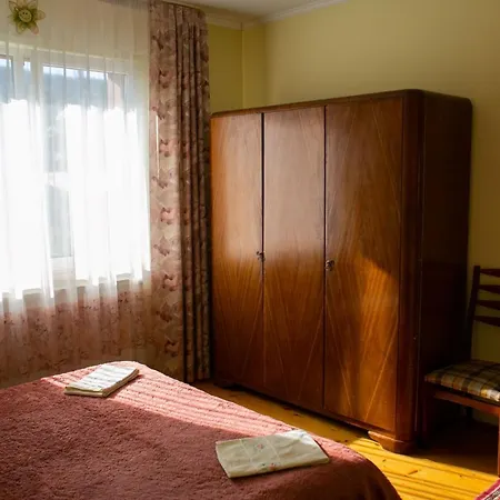 Skolivska Skelya Country house